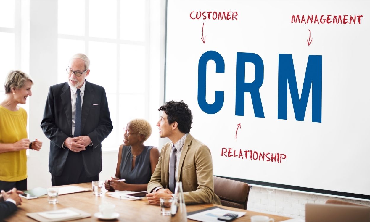 Sosyal Medya ve CRM Entegrasyonu: DM Mesajlarını Otomatik Satışa Dönüştürme